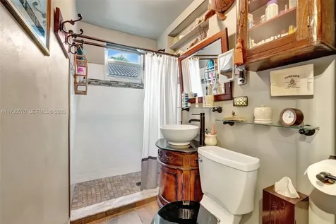 1401 NE 33rd Street Oakland Park FL 33334