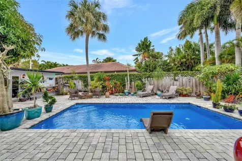 1401 NE 33rd Street Oakland Park FL 33334