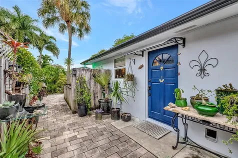 1401 NE 33rd Street Oakland Park FL 33334