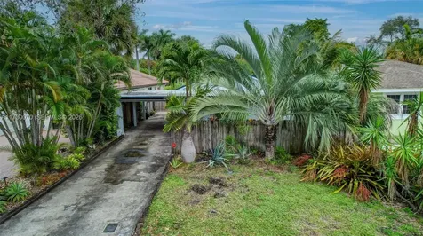 1401 NE 33rd Street Oakland Park FL 33334