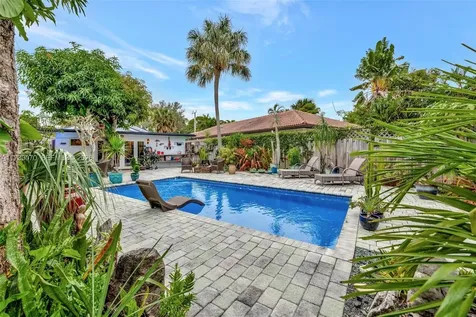 1401 NE 33rd Street Oakland Park FL 33334