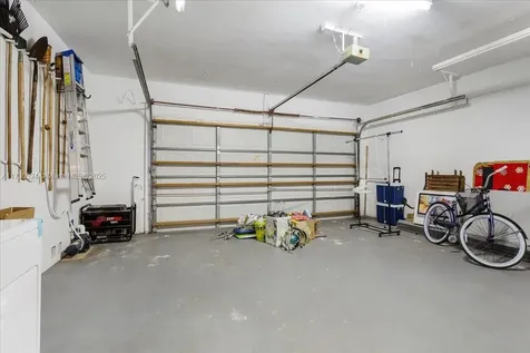 9350 SW 77th Street Miami FL 33173
