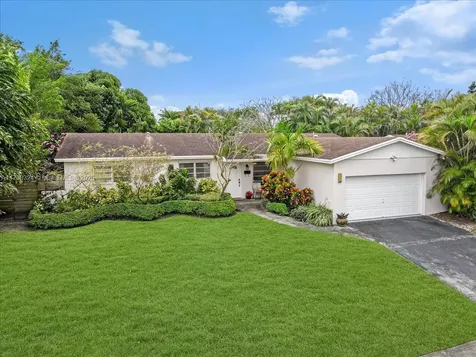 9350 SW 77th Street Miami FL 33173