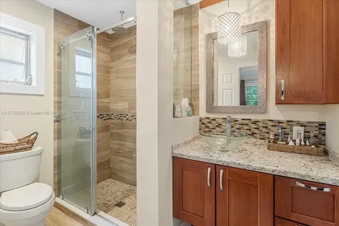 9350 SW 77th Street Miami FL 33173