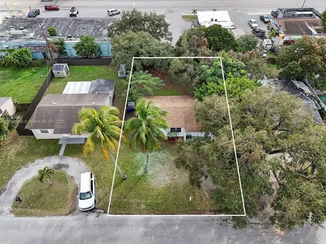 6316 Grant Street Hollywood FL 33024