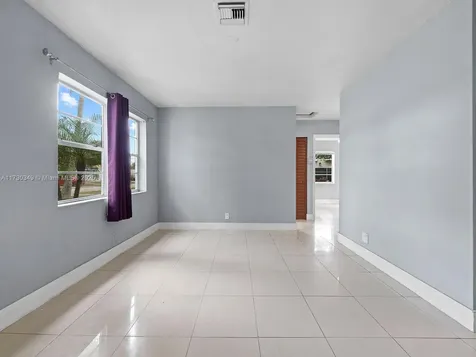 6316 Grant Street Hollywood FL 33024