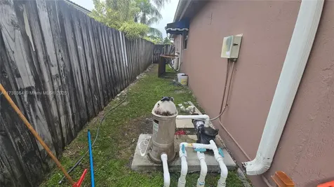 15355 SW 171st Street Miami FL 33187