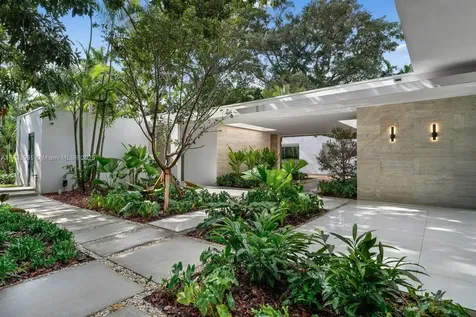4040 Kiaora Street Miami FL 33133