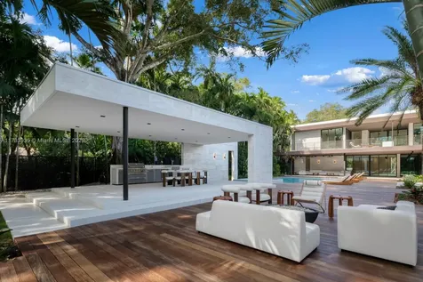 4040 Kiaora Street Miami FL 33133