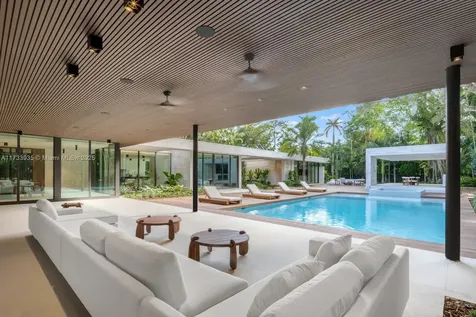 4040 Kiaora Street Miami FL 33133