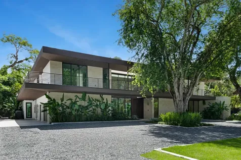 4040 Kiaora Street Miami FL 33133