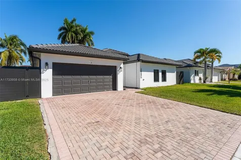 18121 SW 149th Court Miami FL 33187