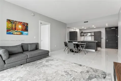 200 Biscayne Boulevard Way Miami FL 33131