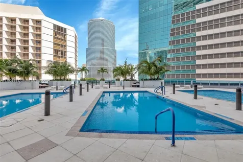200 Biscayne Boulevard Way Miami FL 33131