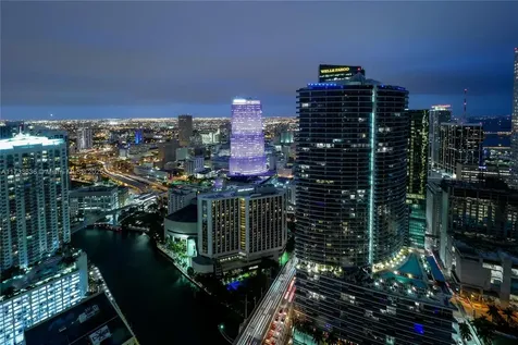 200 Biscayne Boulevard Way Miami FL 33131