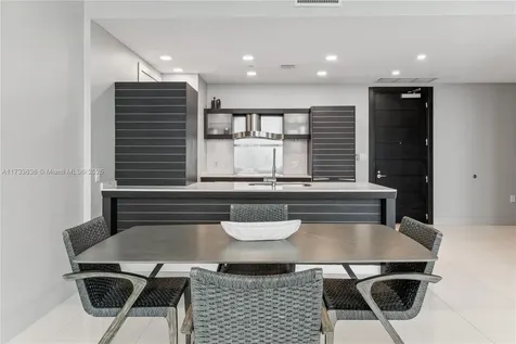 200 Biscayne Boulevard Way Miami FL 33131