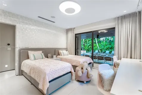 2415 San Domingo Street Coral Gables FL 33134