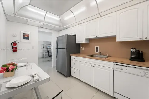 4001 S Ocean Drive Hollywood FL 33019