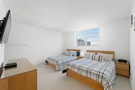 4001 S Ocean Drive Hollywood FL 33019