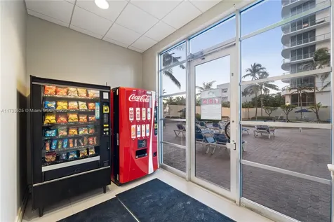 4001 S Ocean Drive Hollywood FL 33019