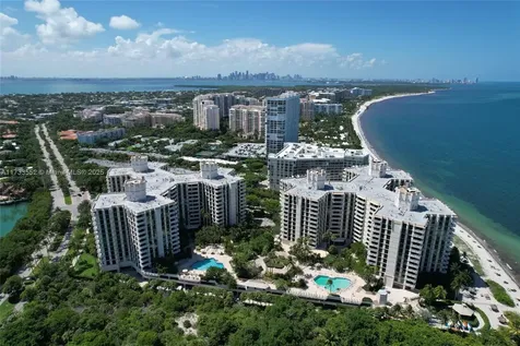 1121 Crandon Boulevard Key Biscayne FL 33149