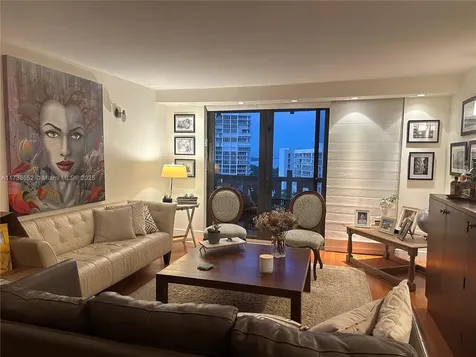1121 Crandon Boulevard Key Biscayne FL 33149