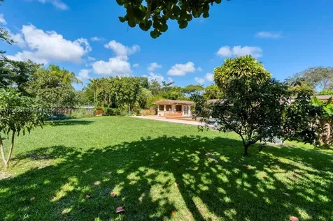 6000 Chapman Field Drive Pinecrest FL 33156