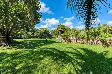 6000 Chapman Field Drive Pinecrest FL 33156