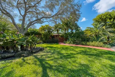 6000 Chapman Field Drive Pinecrest FL 33156