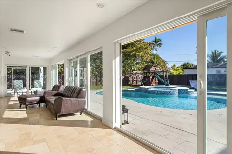 8125 SW 26th Street Miami FL 33155