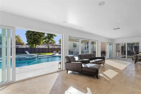 8125 SW 26th Street Miami FL 33155