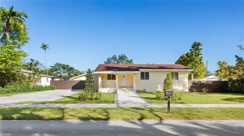 8125 SW 26th Street Miami FL 33155