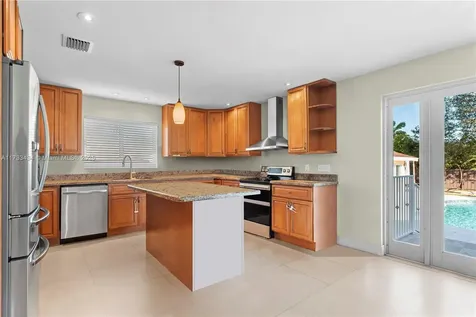 8125 SW 26th Street Miami FL 33155