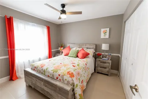 19268 NW 24th Place Pembroke Pines FL 33029