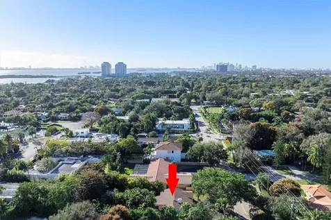 8941 NE 10th Avenue Miami FL 33138