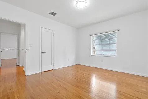 8941 NE 10th Avenue Miami FL 33138
