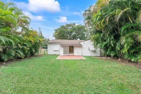 8941 NE 10th Avenue Miami FL 33138