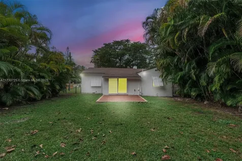 8941 NE 10th Avenue Miami FL 33138