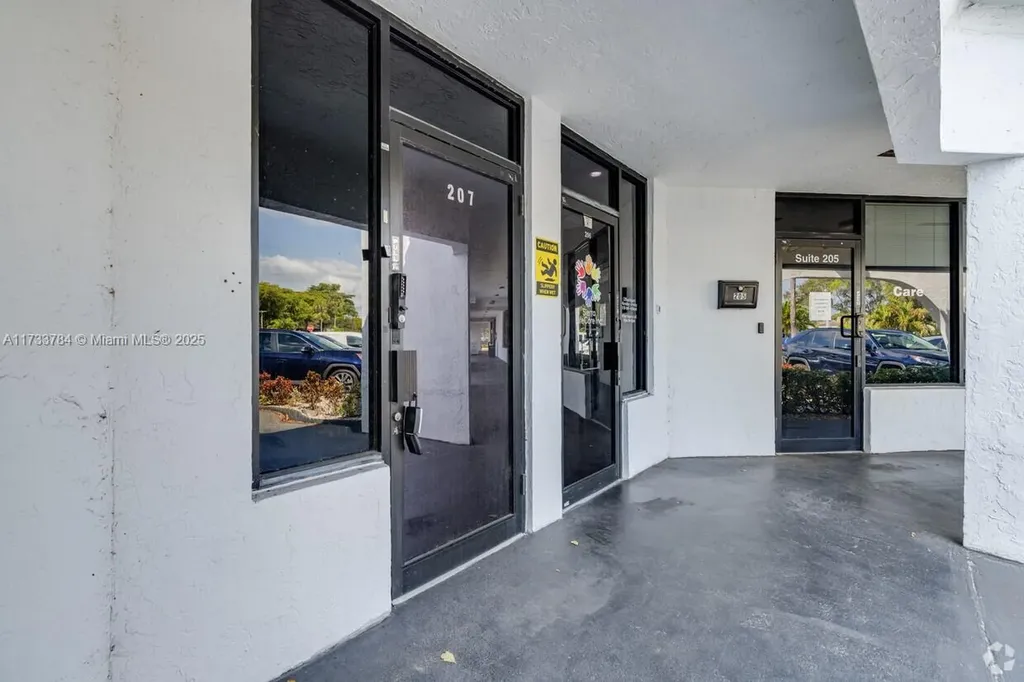 7100 W Commercial Boulevard Fort Lauderdale FL 33319