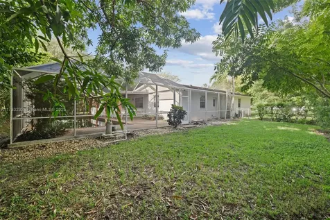 15101 SW 87th Avenue Palmetto Bay FL 33156
