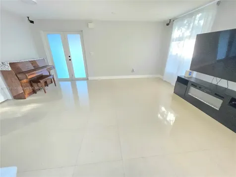 15073 SW 57th Street Miami FL 33193
