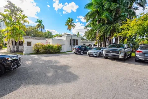1571 NW 13th Court Miami FL 33125