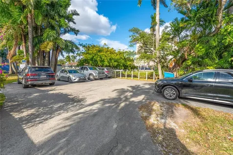 1571 NW 13th Court Miami FL 33125