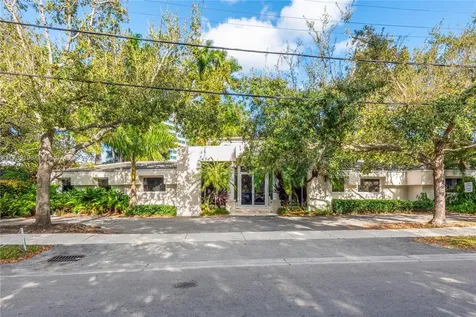 1571 NW 13th Court Miami FL 33125