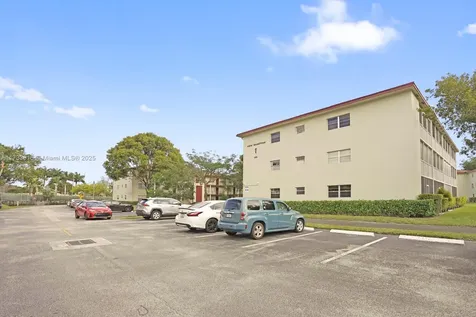 151 SW 135th Terrace Pembroke Pines FL 33027