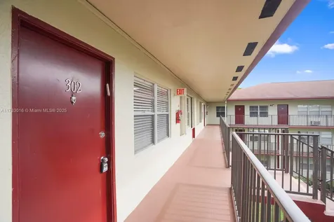 151 SW 135th Terrace Pembroke Pines FL 33027