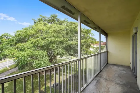 151 SW 135th Terrace Pembroke Pines FL 33027