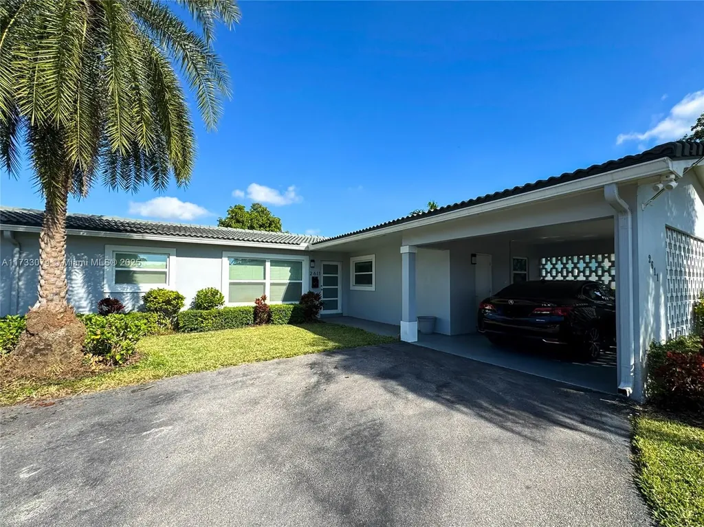 2611 Scott Street Hollywood FL 33020
