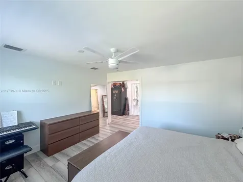 2611 Scott Street Hollywood FL 33020
