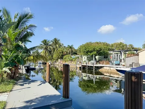 2611 Scott Street Hollywood FL 33020